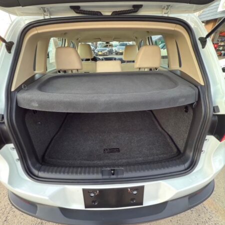 2017 Volkswagen Tiguan 2.0T 4Motion Sport Utility 4D - Image 10