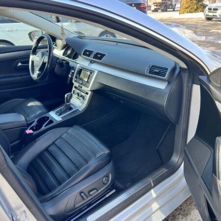 2014 Volkswagen CC Sport - Image 9