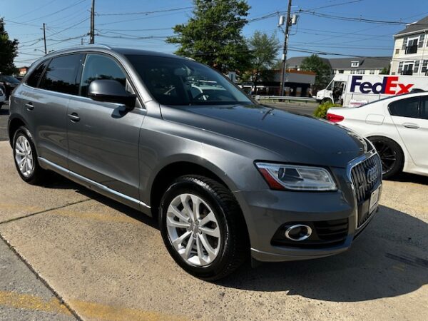 2013 AUDI Q5 2.0T Quattro Premium Plus - Image 2
