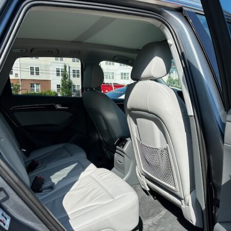 2013 AUDI Q5 2.0T Quattro Premium Plus - Image 9