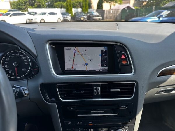 2013 AUDI Q5 2.0T Quattro Premium Plus - Image 16