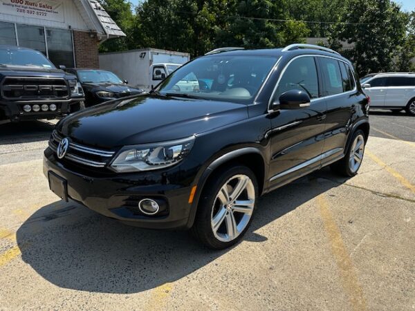 2014 Volkswagen Tiguan R-LINE 4Motion - Image 1
