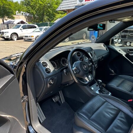 2014 Volkswagen Tiguan R-LINE 4Motion - Image 4