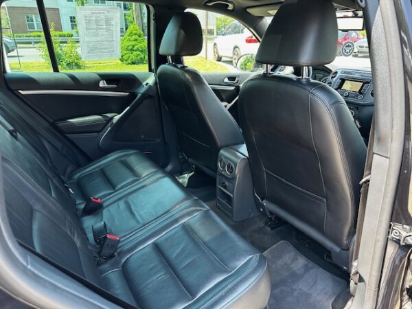 2014 Volkswagen Tiguan R-LINE 4Motion - Image 14