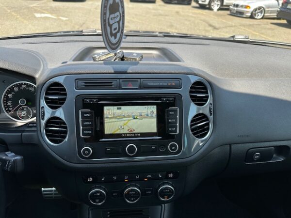 2014 Volkswagen Tiguan R-LINE 4Motion - Image 16