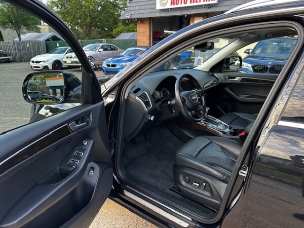 2014 AUDI Q5 2.0T Quattro Premium Plus - Image 9