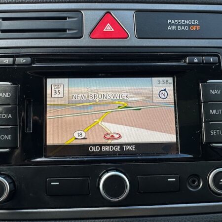 2011 Volkswagen Tiguan SEL 4Motion - Image 13